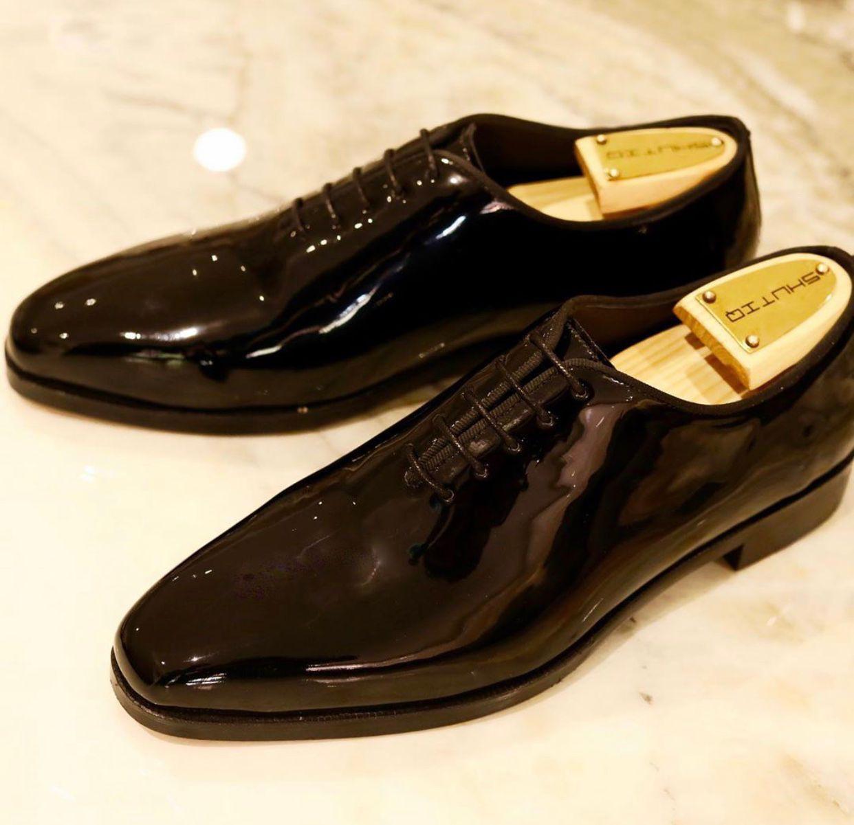 How to Shine Patent Leather Shoes