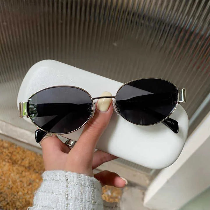 Unique and Classy Retro Oval Sunglasses – Perfect Blend of Style & UV Protection