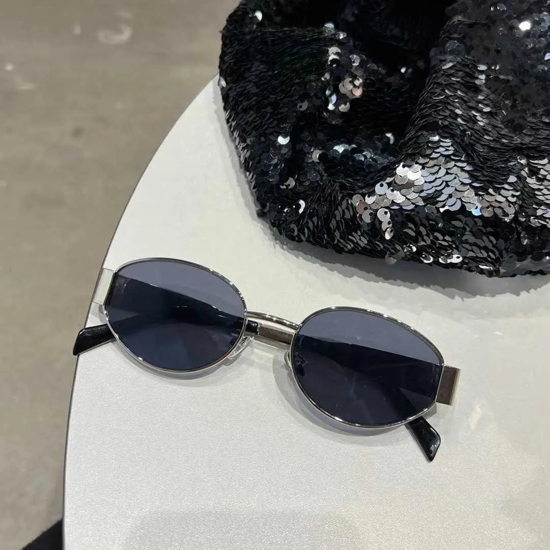 Unique and Classy Retro Oval Sunglasses – Perfect Blend of Style & UV Protection
