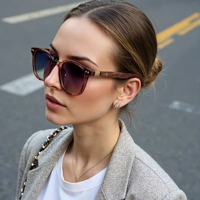 Unique and Classy Retro Wood Grain Pilot Sunglasses – UV400 Protection