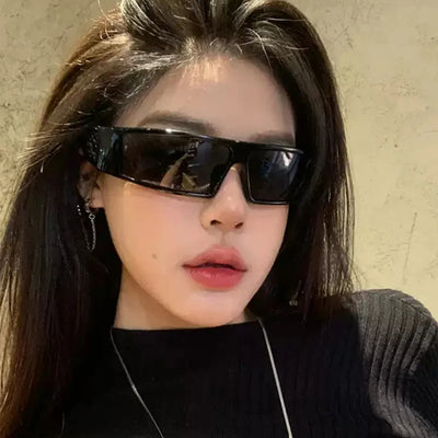 Fashionable Black High-End Sunglasses for Men and Women-Unique and Classy
