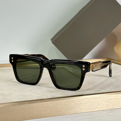 Unisex Classic Square Sunglasses – Elevate Your Look with Unique and Classy