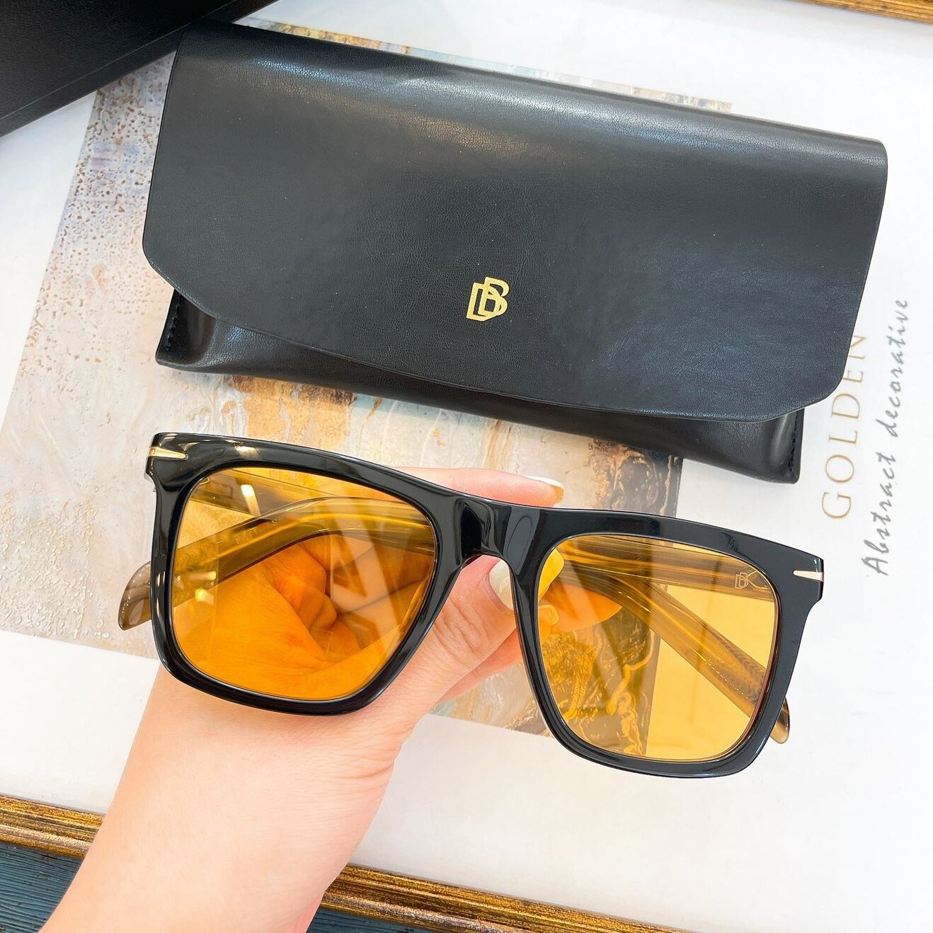 Trendy Oversized Big Square Frame Vintage Stylish Sunglasses For Unisex-Unique and Classy