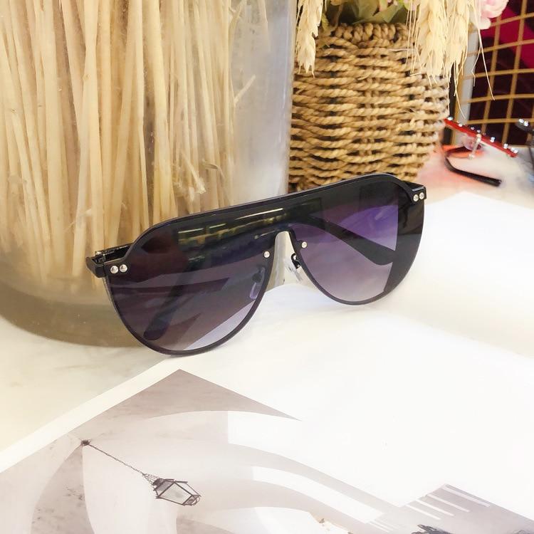 Classy Vintage Gradient Sunglasses For Women-Unique and Classy