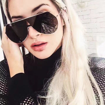 Stylish Rimless Vintage Sunglasses For Women -Unique and Classy
