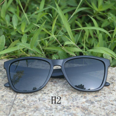 Stylish Wayfarer For Men And Women -Unique and Classy