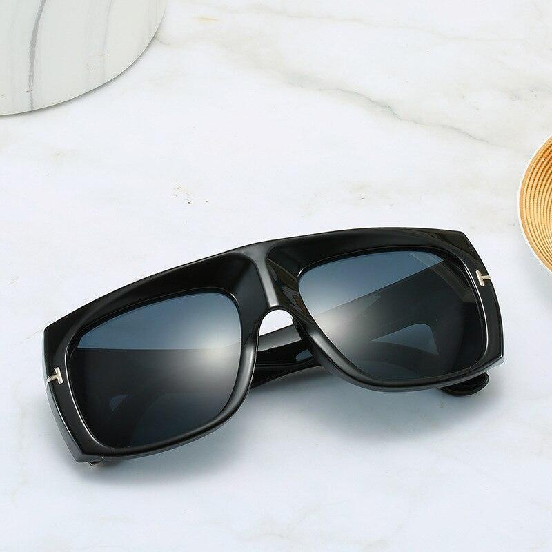 Stylish Celebrity Oversize Square Sunglasses For Men And Women -Unique and Classy