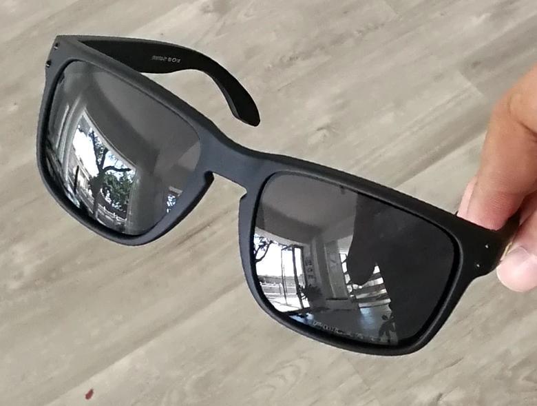 New Stylish Sports Sunglasses For Men And Women -Unique and Classy
