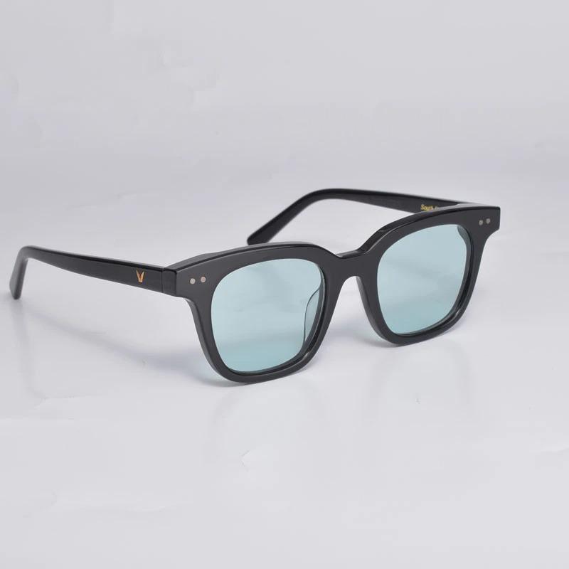 New Classic Style Fashion Brand Plain Mirror Square Frame Sunglasses For Men And Women-Unique and Classy