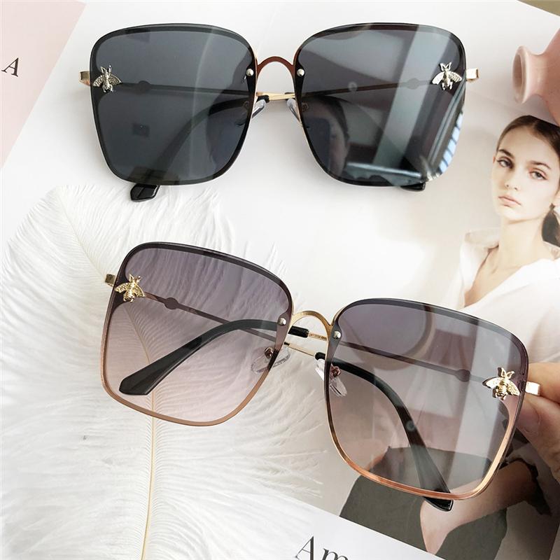 Square Bee Gradient Sunglasses For Women-Unique and Classy