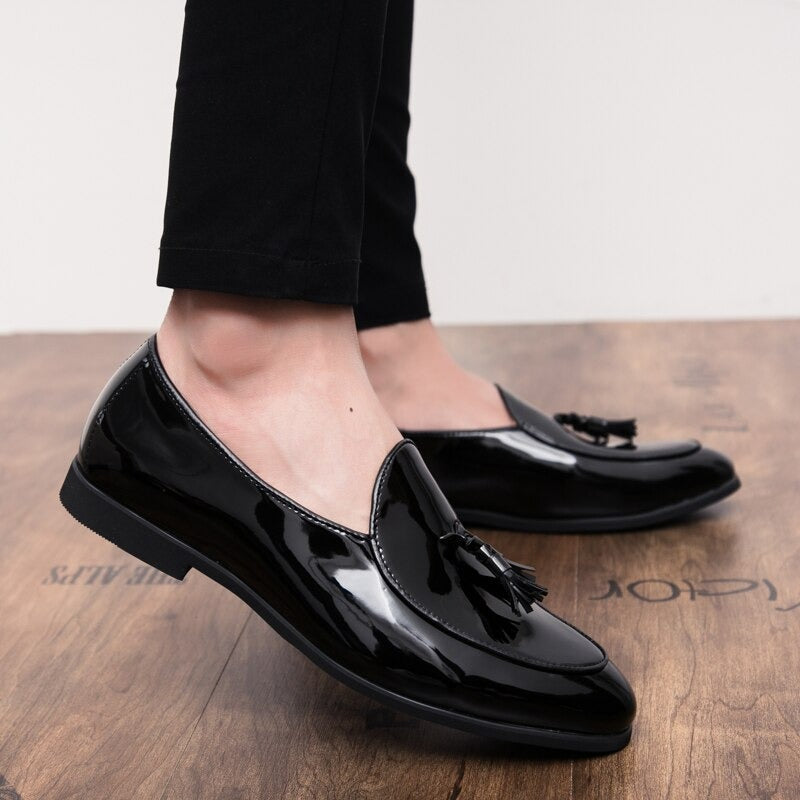 New Fashionable Oxford Business,Wedding,Party Wear Black Tassel Loafers-Unique and Classy