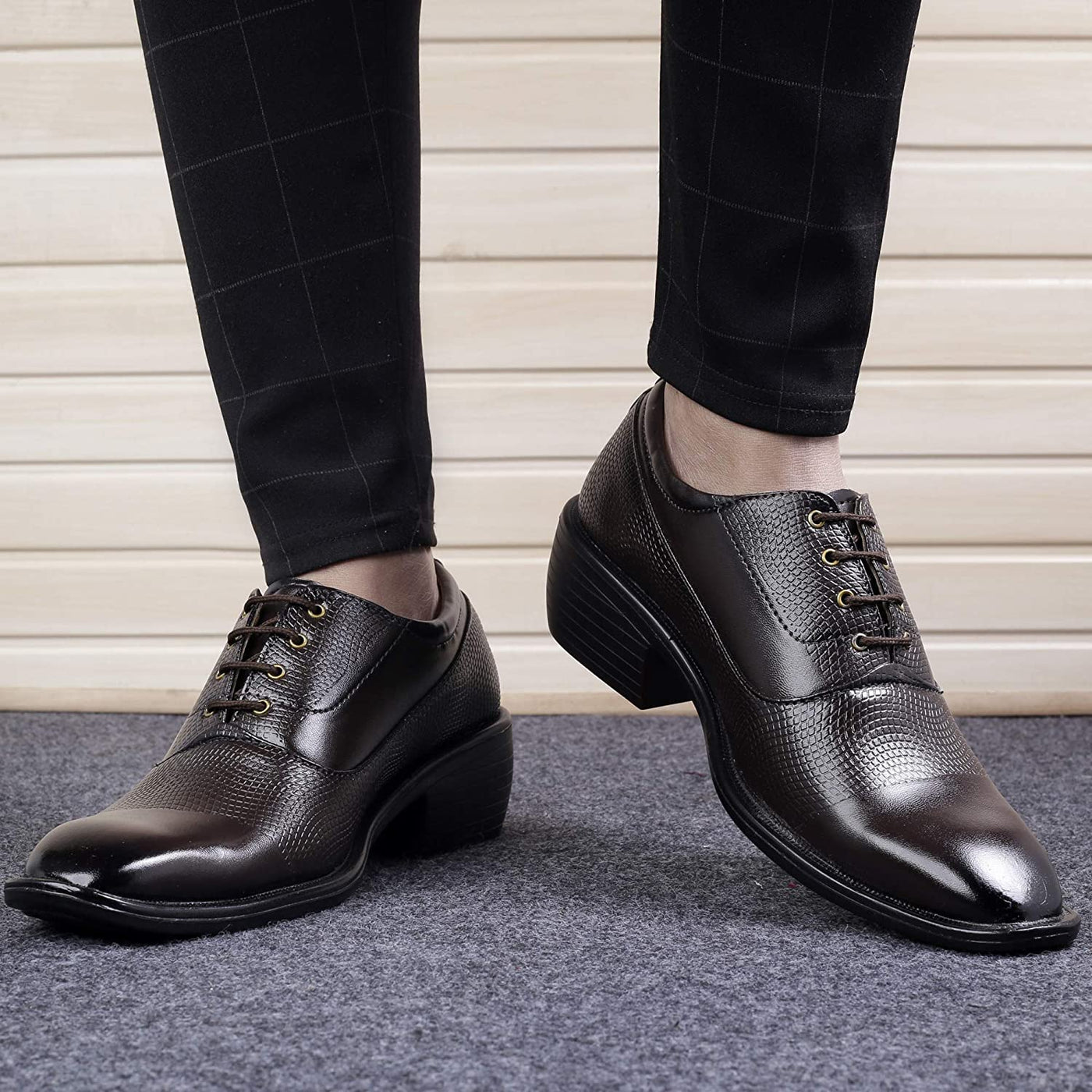 Classy Casual And Formal Business Wear Brown Lace-Up Shoes-Unique and Classy