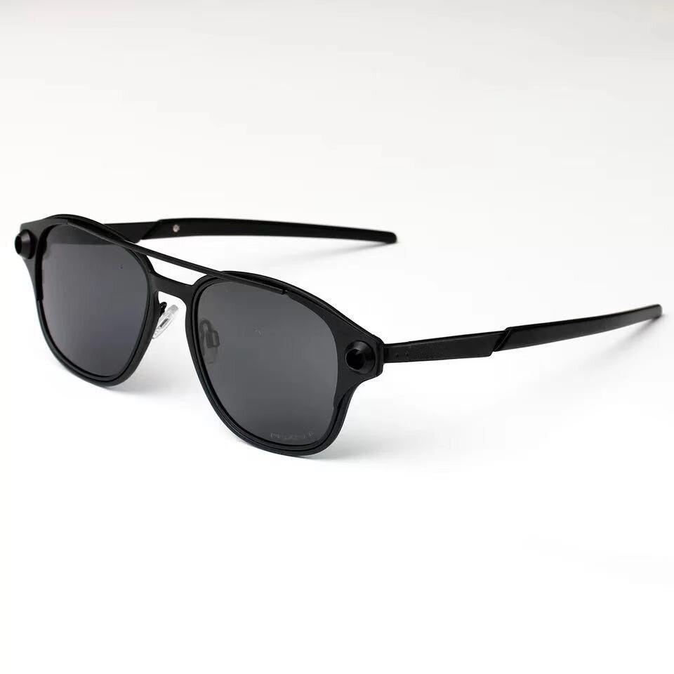 Classy Mirror UV400 Polarized Classic Metal Frame Sports Driving Sunglasses For Men And Women-Unique and Classy
