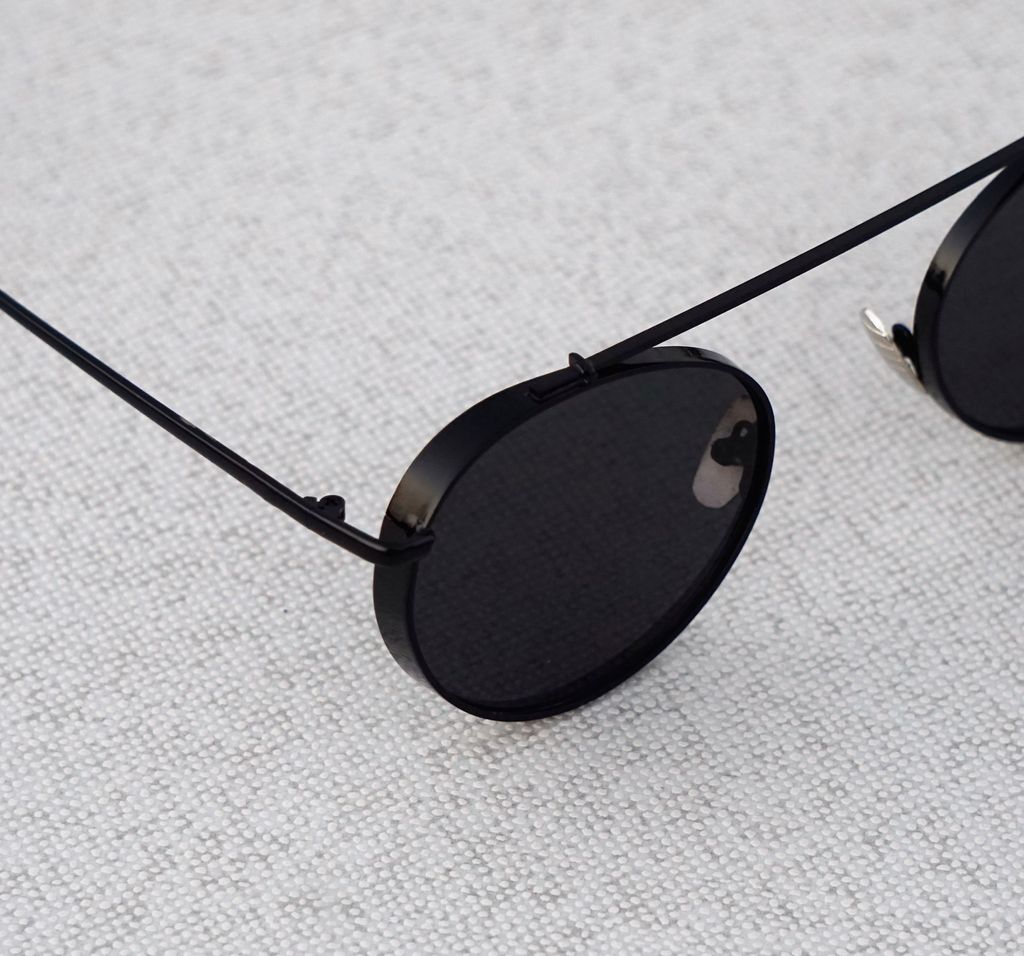 Retro Round Full Black Sunglasses For Men And Women-Unique and Classy