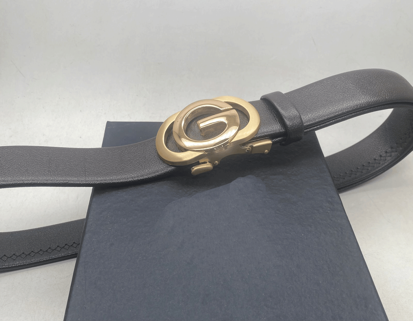 One g cheap gucci belt