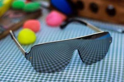 Grey premium quality Sunglasses For Men and Women -Unique and Classy