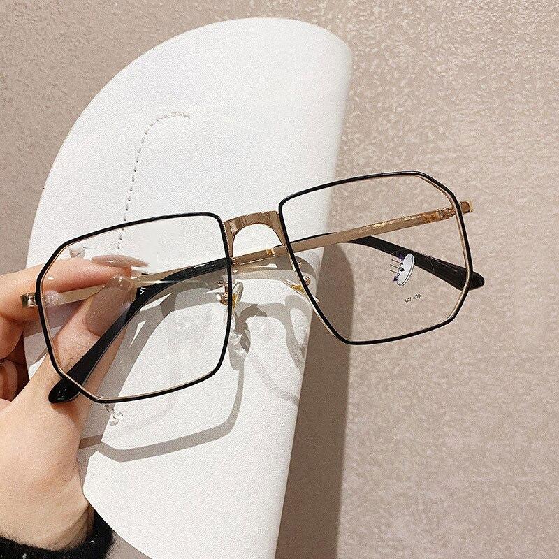 Retro Classic Style Oversized Square Anti Blue Block Transparent Clear Lens Vintage Designer Metal Eyeglasses Spectacle Frame For Men And Women
