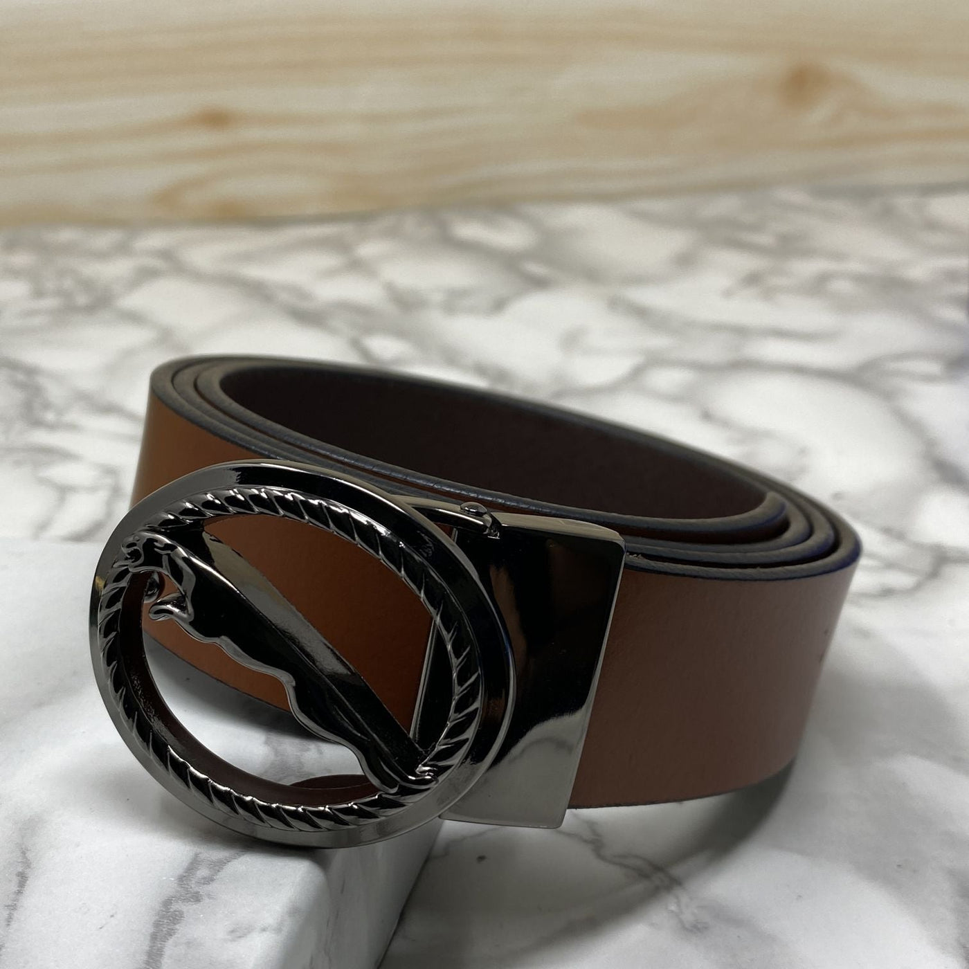 Round Jaguar Metal Buckle With Leather Strap Belt-UniqueandClassy