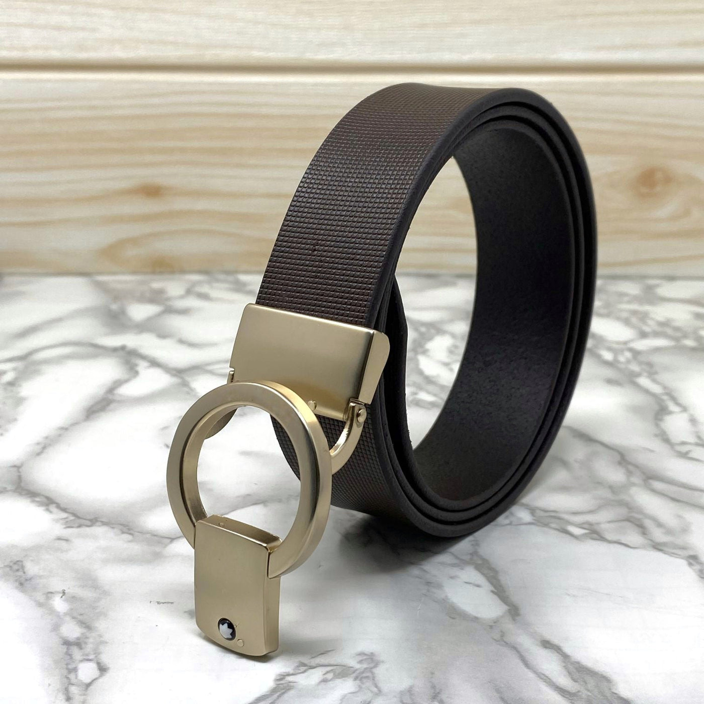 Round Lock Pattern Pressing Buckle With Leather Strap-UniqueandClassy