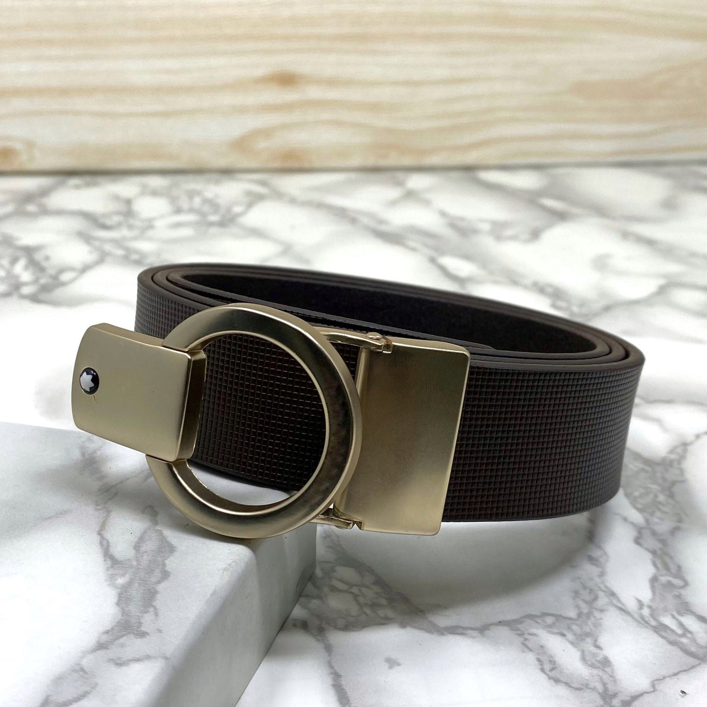 Round Lock Pattern Pressing Buckle With Leather Strap-UniqueandClassy