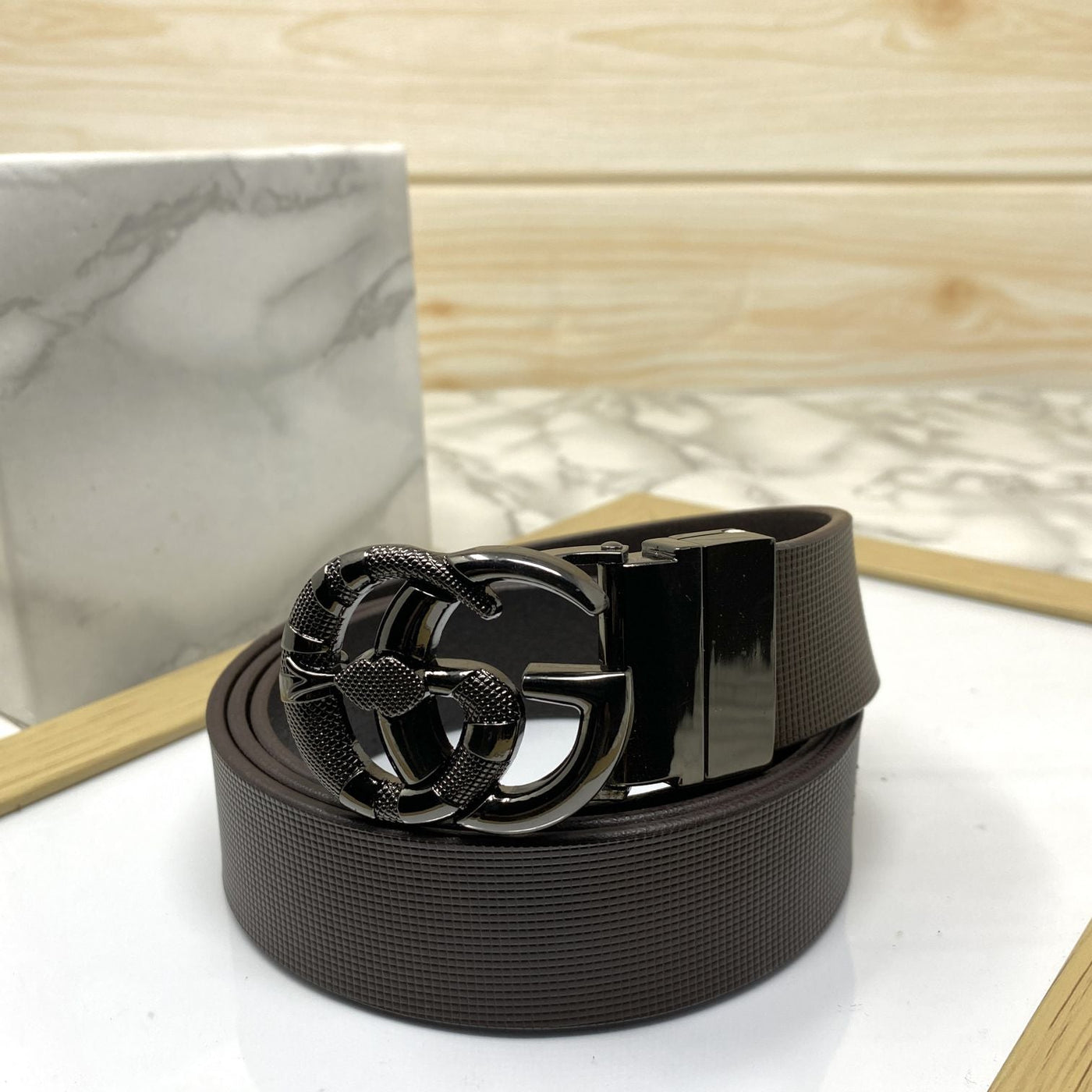 Classy Round Snake Design Leather Strap- UniqueandClassy