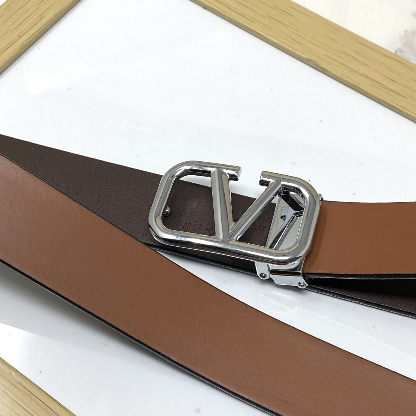 Casual V-Pattern Leather Strap Belt-UniqueandClassy