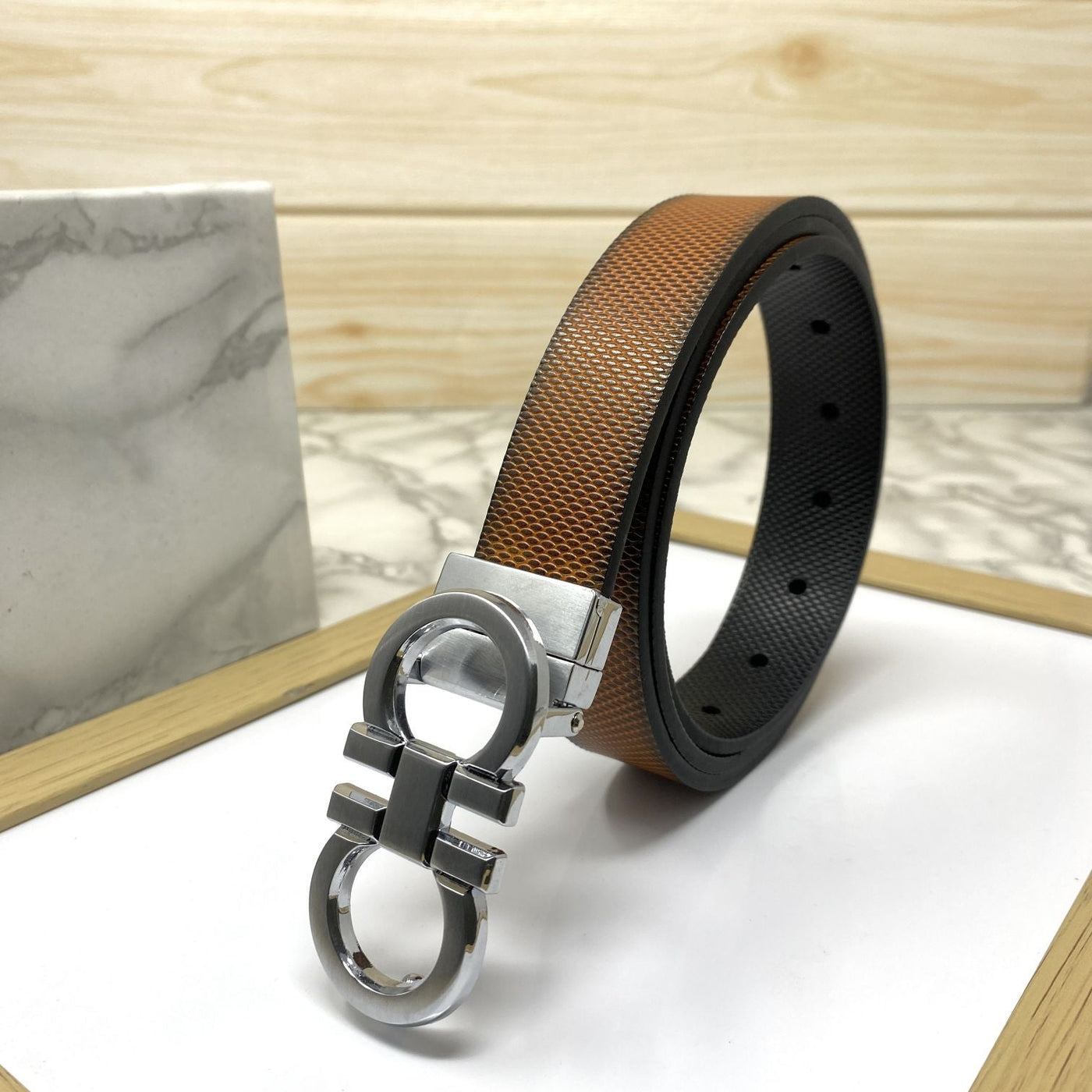 Small Design Formal and Casual Reversible Belt -UniqueandClassy