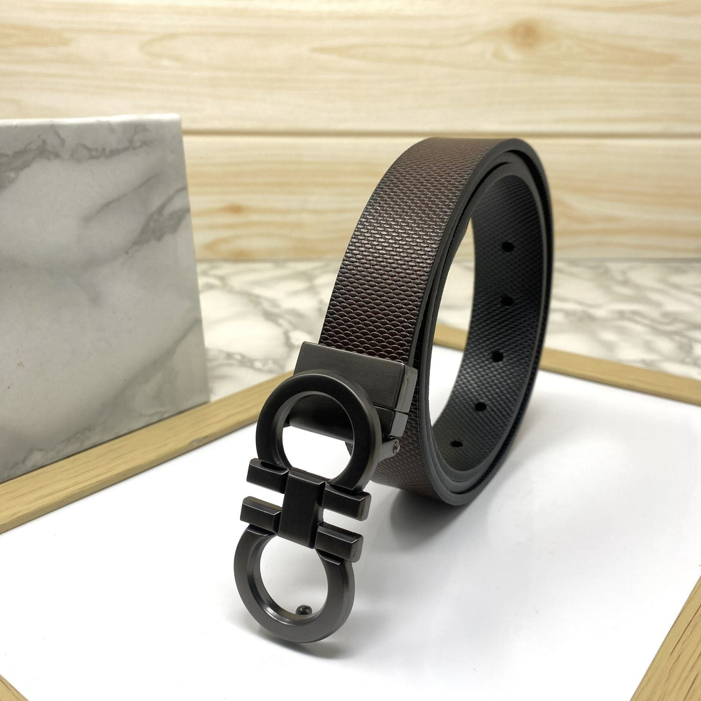 Small Design Formal and Casual Reversible Belt -UniqueandClassy