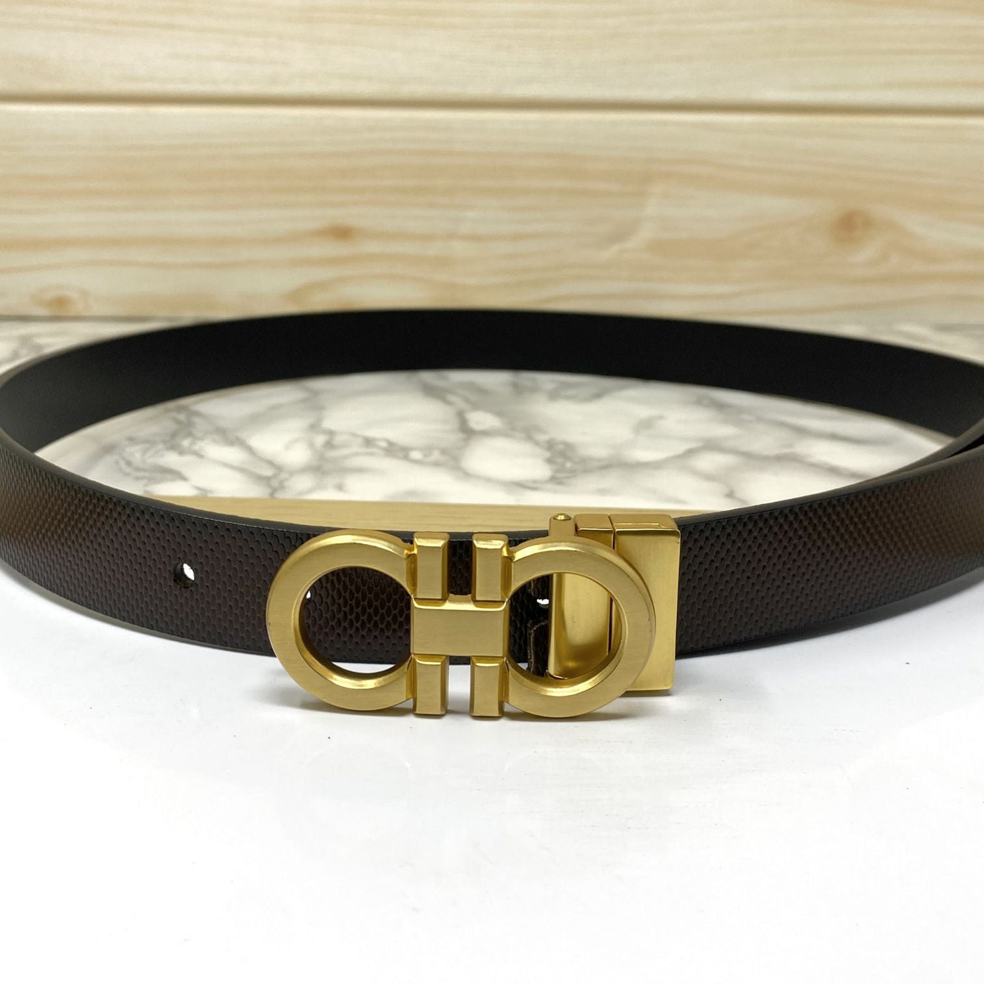 Small Design Formal and Casual Reversible Belt -UniqueandClassy