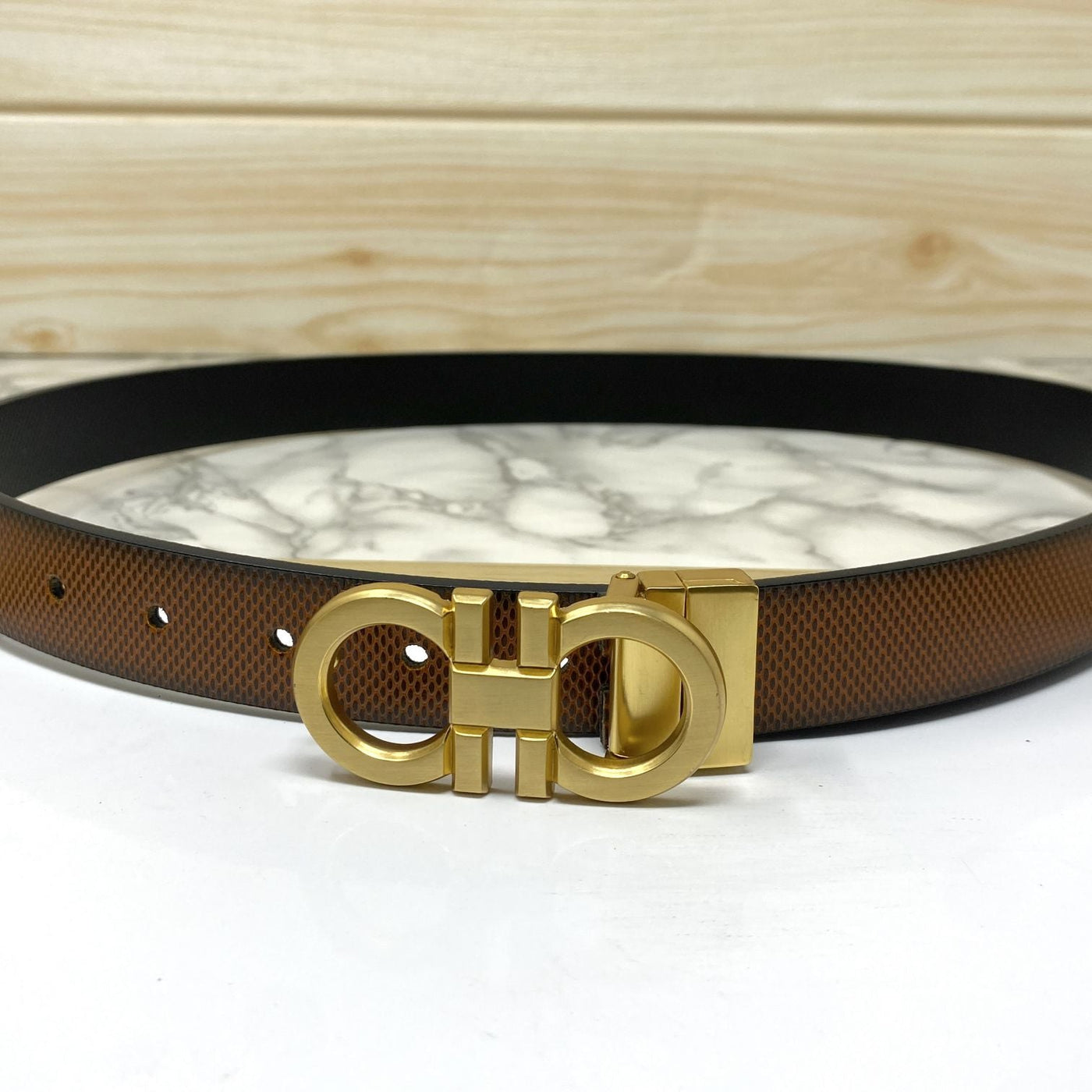 Small Design Formal and Casual Reversible Belt -UniqueandClassy