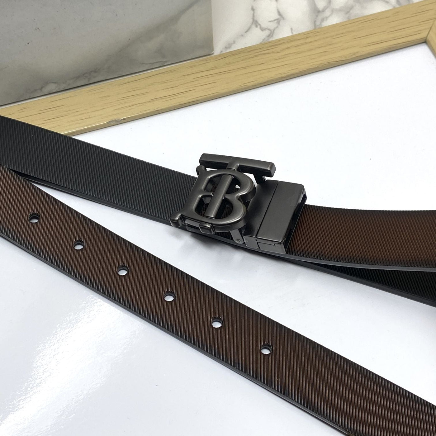 Stylish Casual and Formal Reversible Strap Belt-UniqueandClassy