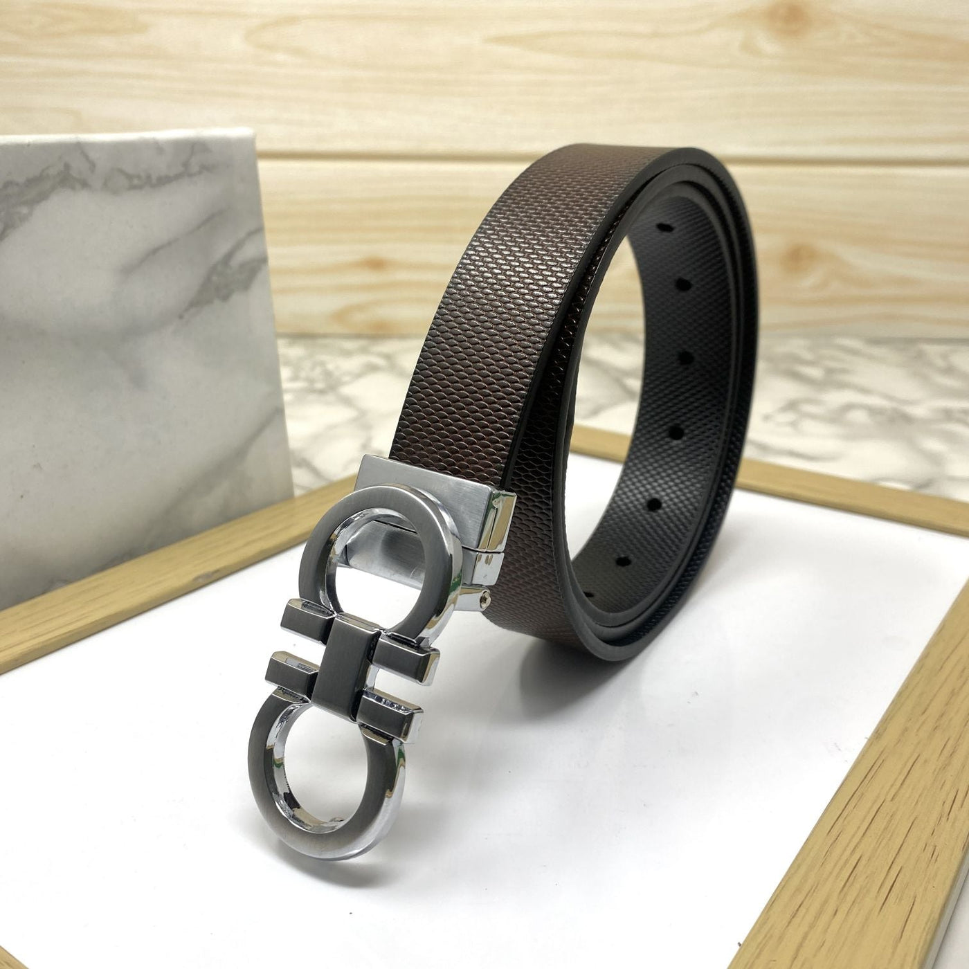 Small Design Formal and Casual Reversible Belt -UniqueandClassy