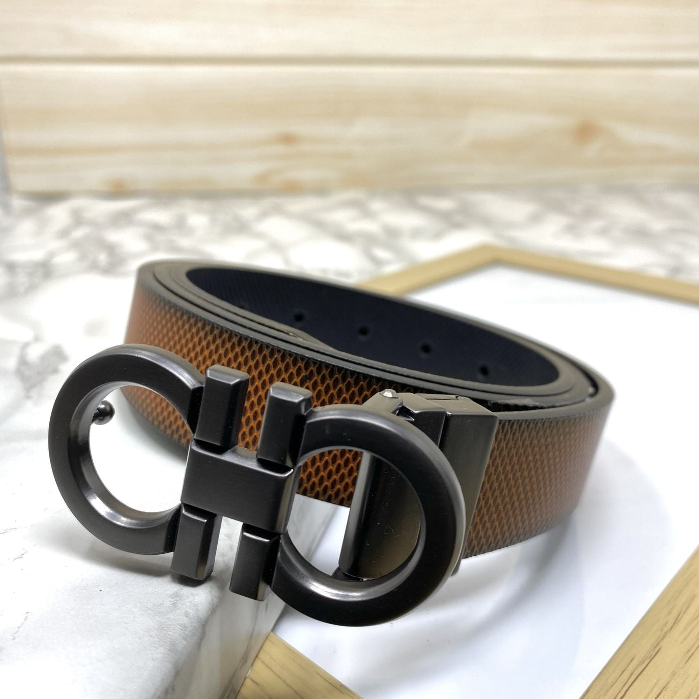 Small Design Formal and Casual Reversible Belt -UniqueandClassy