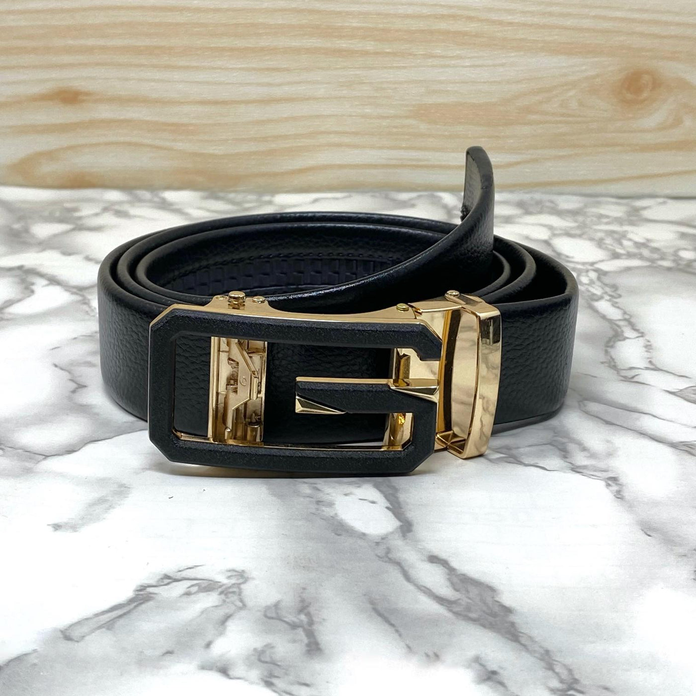 Single G Shape Fashionable Formal Belt For Men-UniqueandClassy