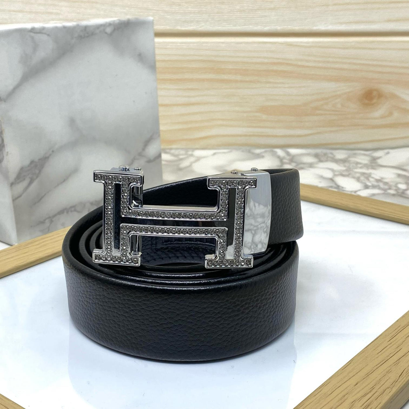 H Shape Adjustable Auto Lock Belt With Diamond Finishing-UniqueandClassy
