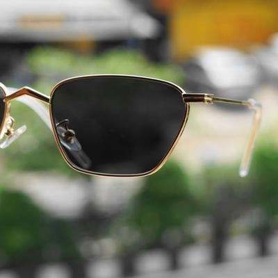 Andreas Edition Trapezoid Sunglasses For Men And Women-Unique and Classy