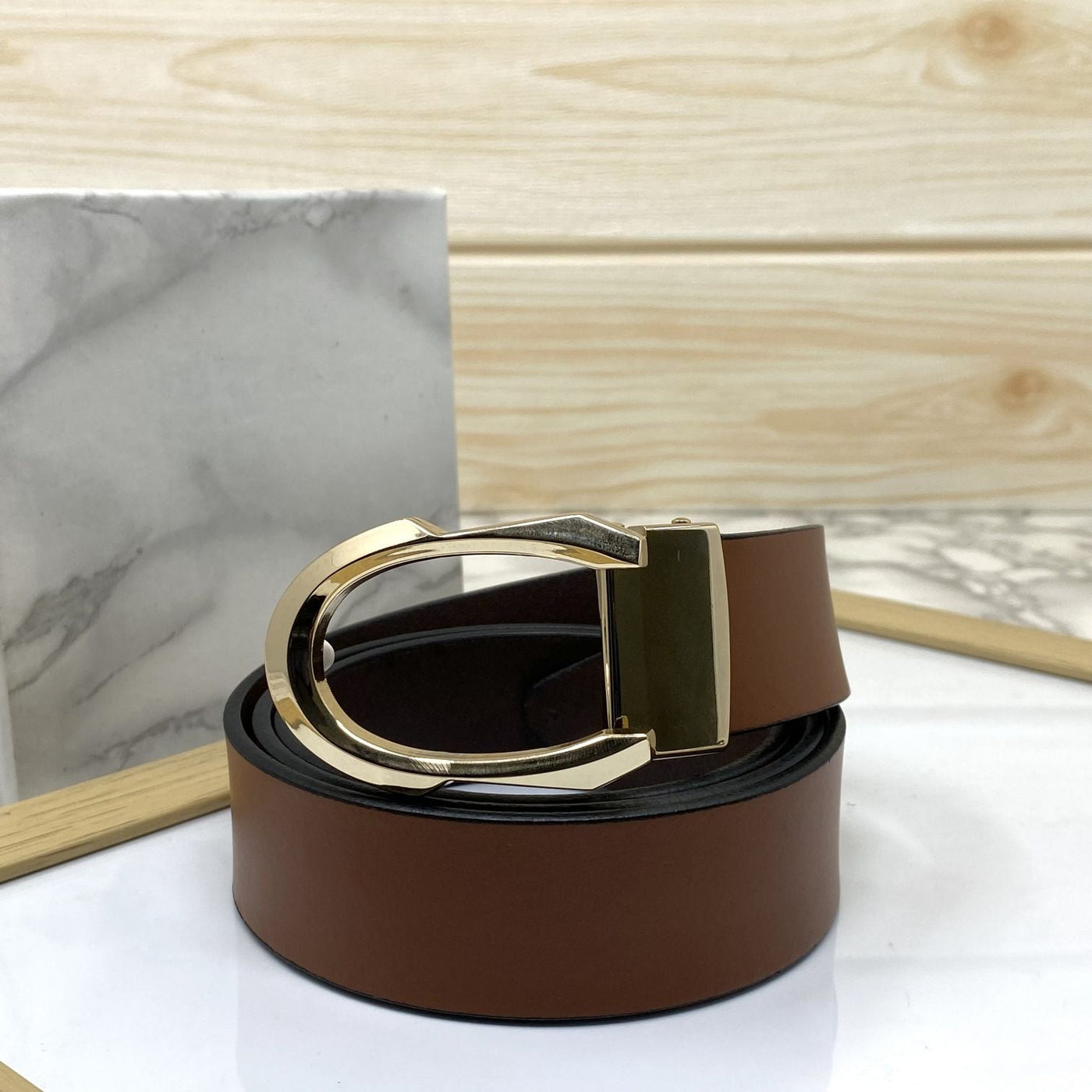 Signature C Logo Leather Belt For Unisex-UniqueandClassy