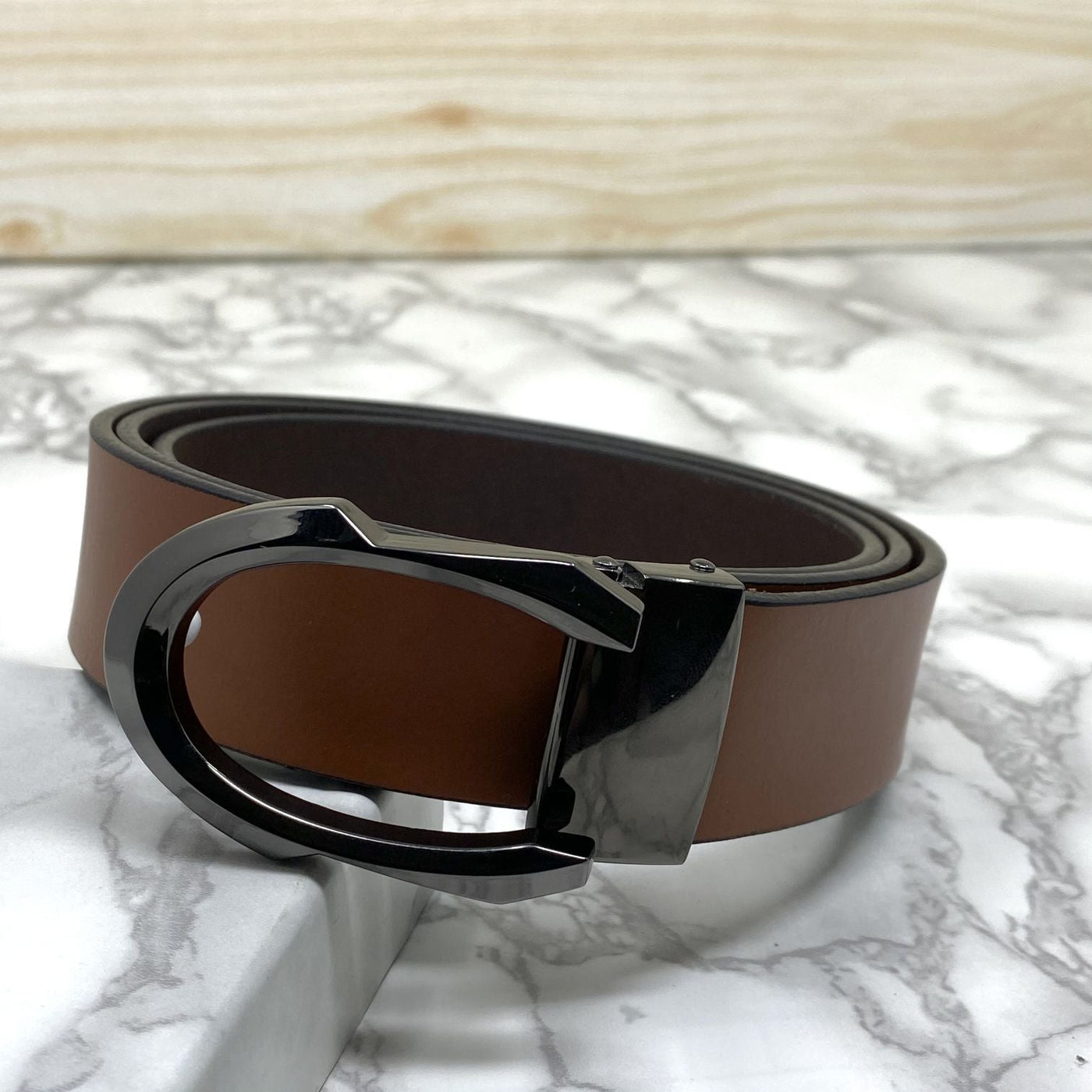 Signature C Logo Leather Belt For Unisex-UniqueandClassy