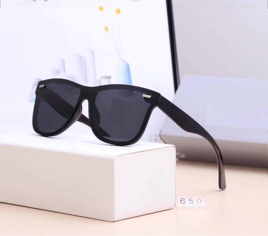 Unisex Black Square Wayfarer Sunglasses For Men And Women-Unique and Classy