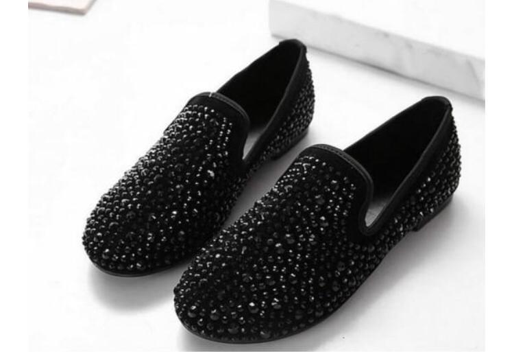 Brand New 2020 Mens Fashion Wedding Rivet Leather Moccasins for Men High Quality Slip On Flats Loafers