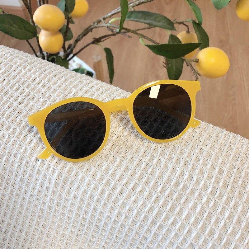 Classic Vintage Designer Retro Round Frame Sunglasses For Unisex-Unique and Classy