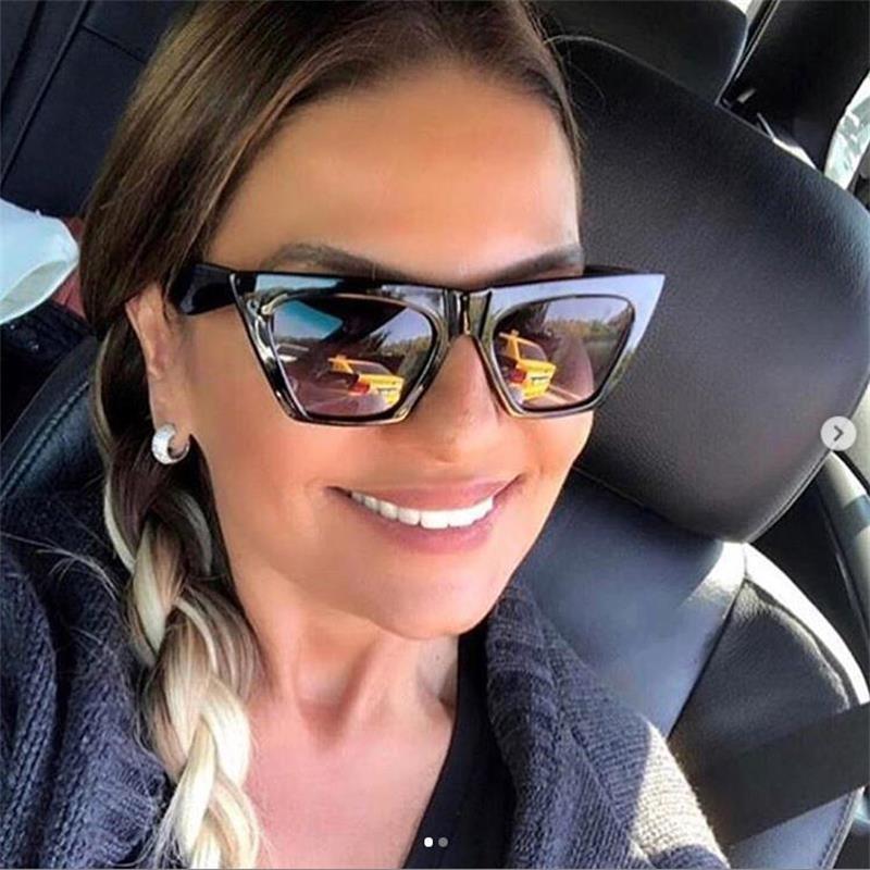 Trendy Vintage Retro Fashion Stylish Square Frame Design Luxury Sunglasses For Men And Women-Unique and Classy
