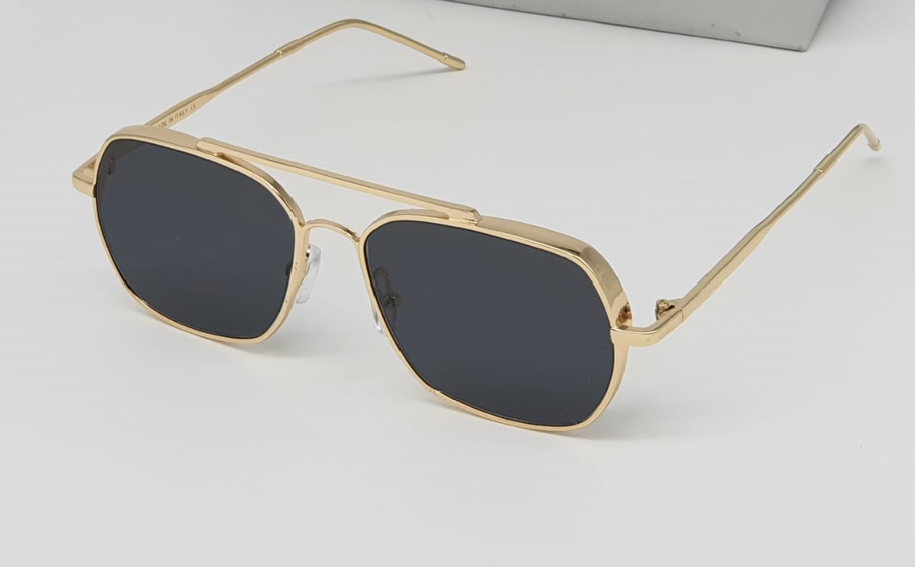 Varun Dhawan Stylish Square Metal Frame Sunglasses For Men And Women-Unique and Classy