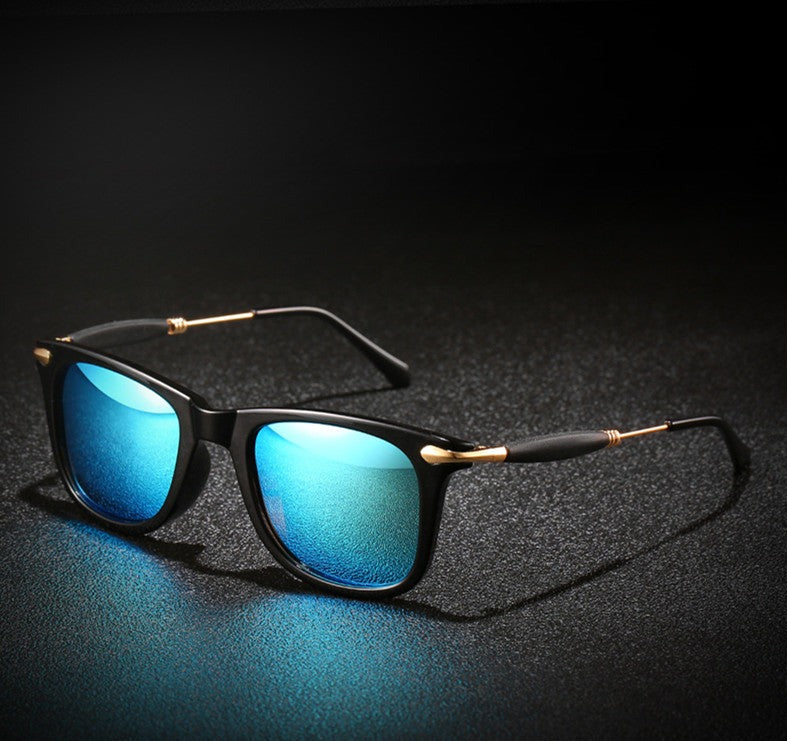 New Classic UV And Radiation Proof Sunglasses For Men And Women-Unique and Classy