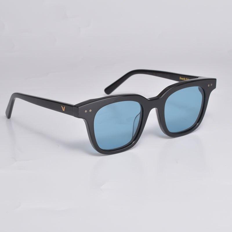 New Classic Style Fashion Brand Plain Mirror Square Frame Sunglasses For Men And Women-Unique and Classy