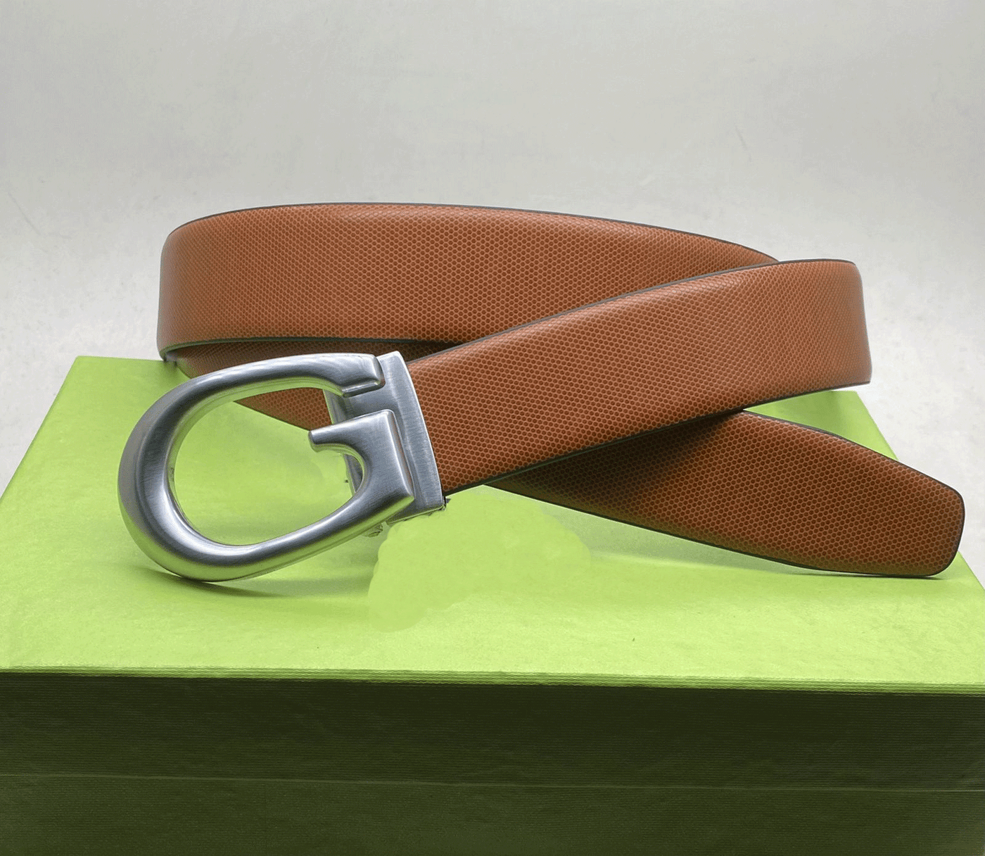 Hot Designer Trendy Luxury Genuine Leather Belt For Men's-Unique and Classy