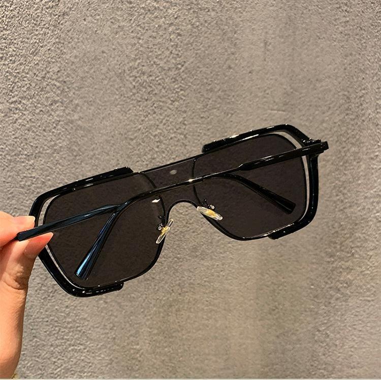 2021 New Classic Brand Designer High Quality Eyewear New Trendy Sunglasses For Women And Men-Unique and Classy
