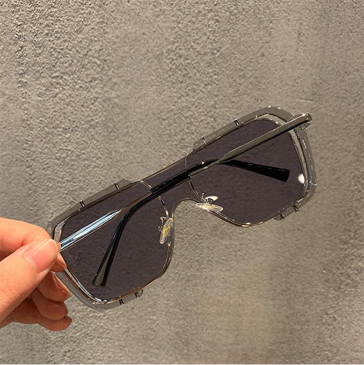2021 New Classic Brand Designer High Quality Eyewear New Trendy Sunglasses For Women And Men-Unique and Classy