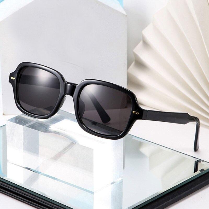 Trendy Retro Fashion Vintage Shades Sunglasses For Unisex-Unique and Classy