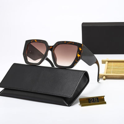 Benjamin Oversized Square Sunglasses For Men And Women-Unique and Classy